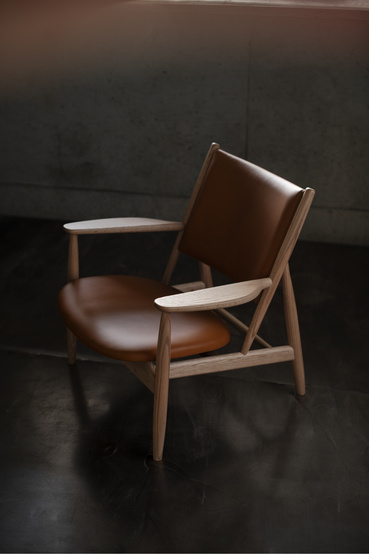 Summit Lounge Chair