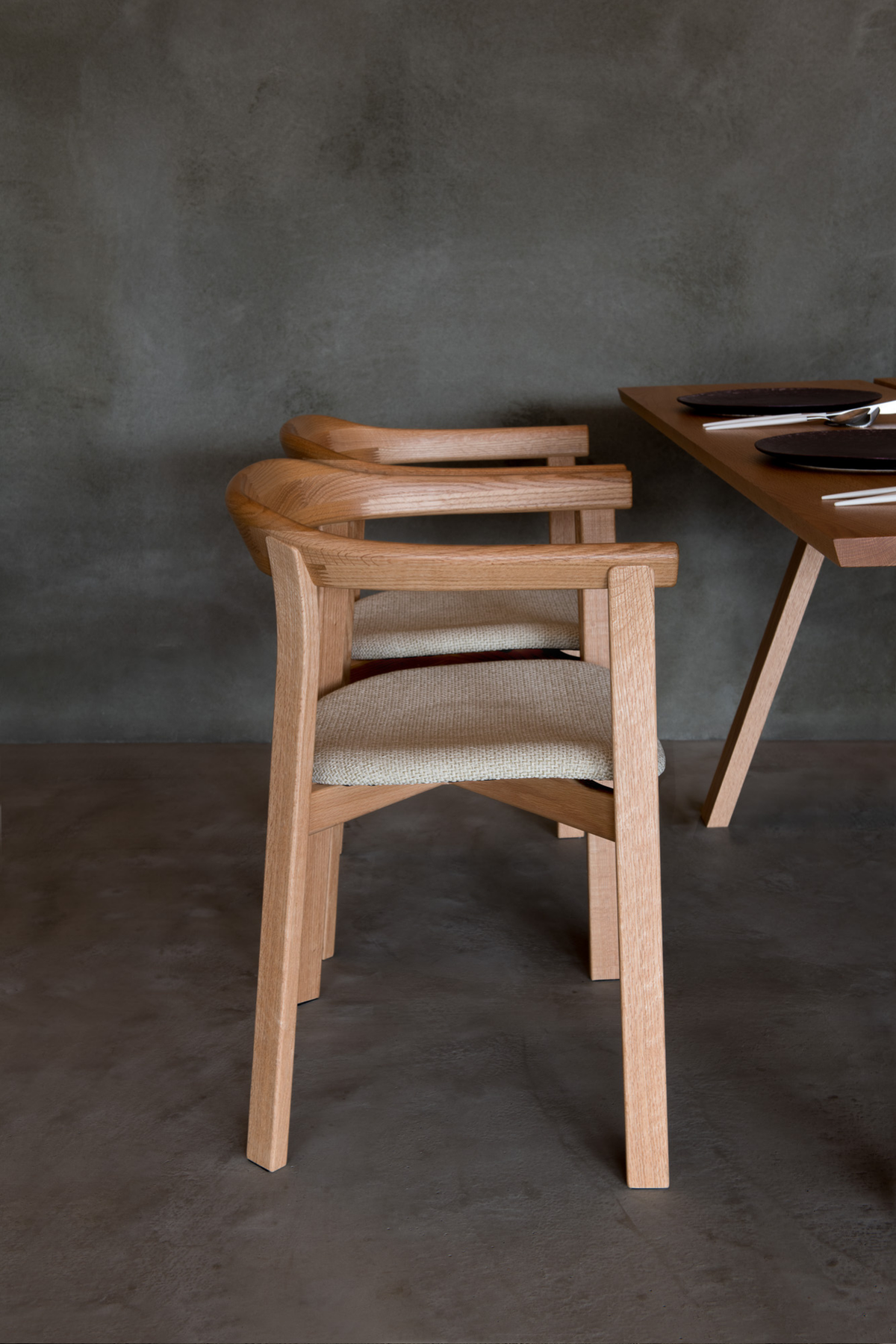 Holm Chair