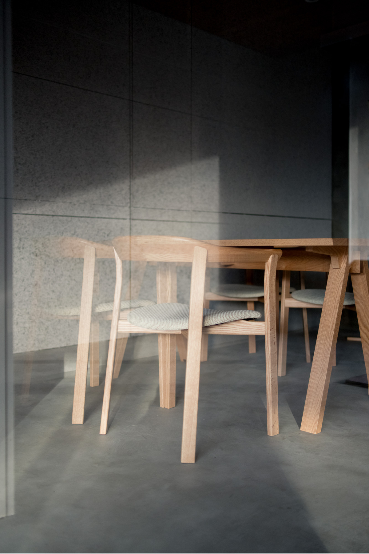 Holm Chair