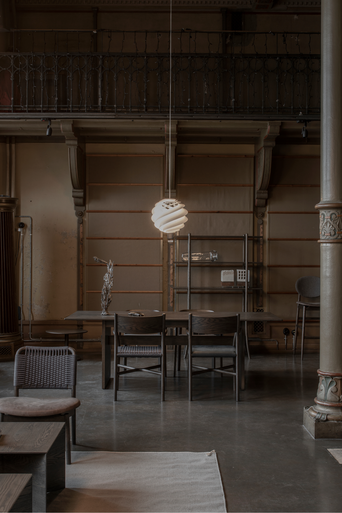 Lattice Table