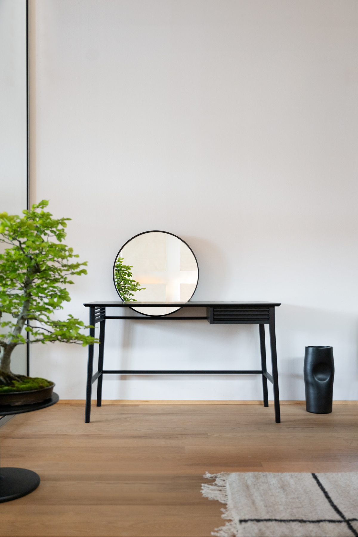 Hinode Dressing Table