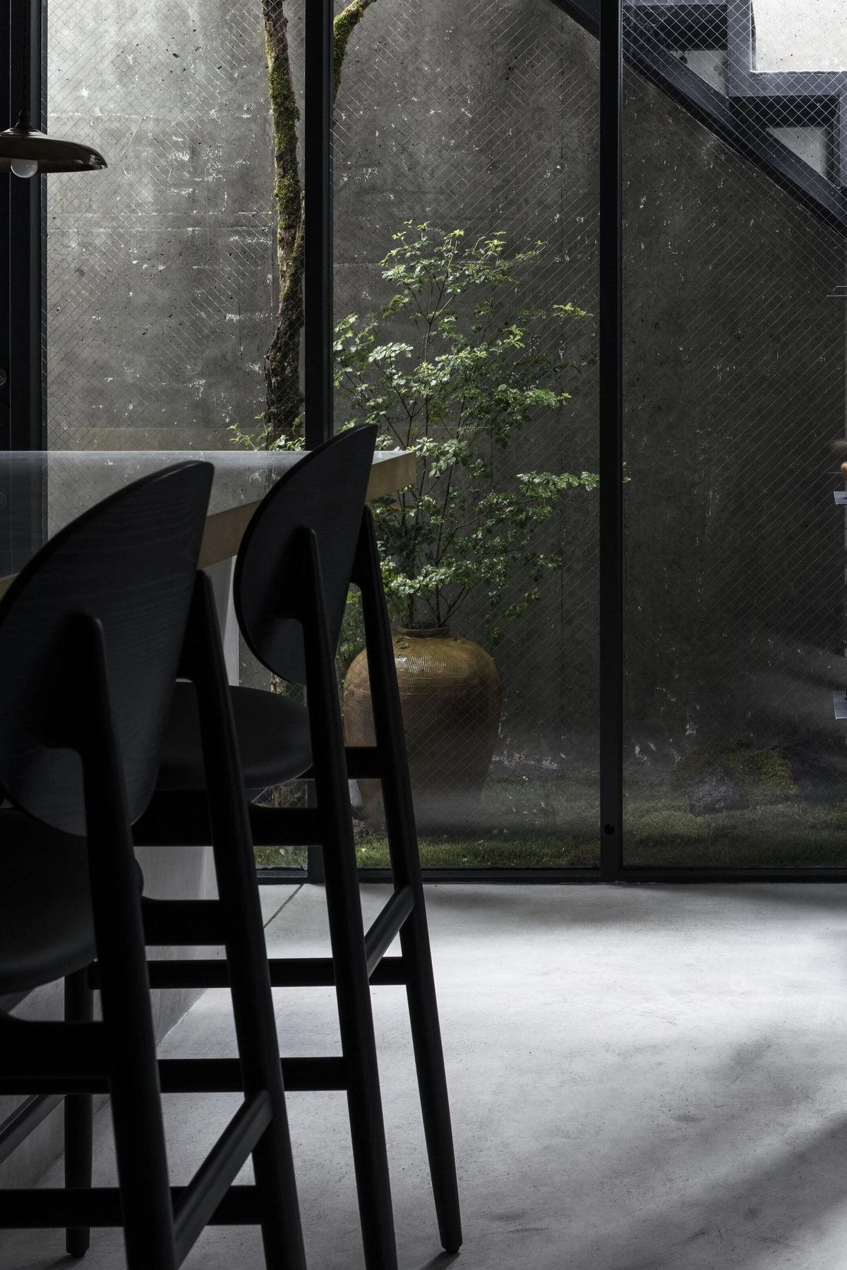 Outline Stool | Wood Seat & Back