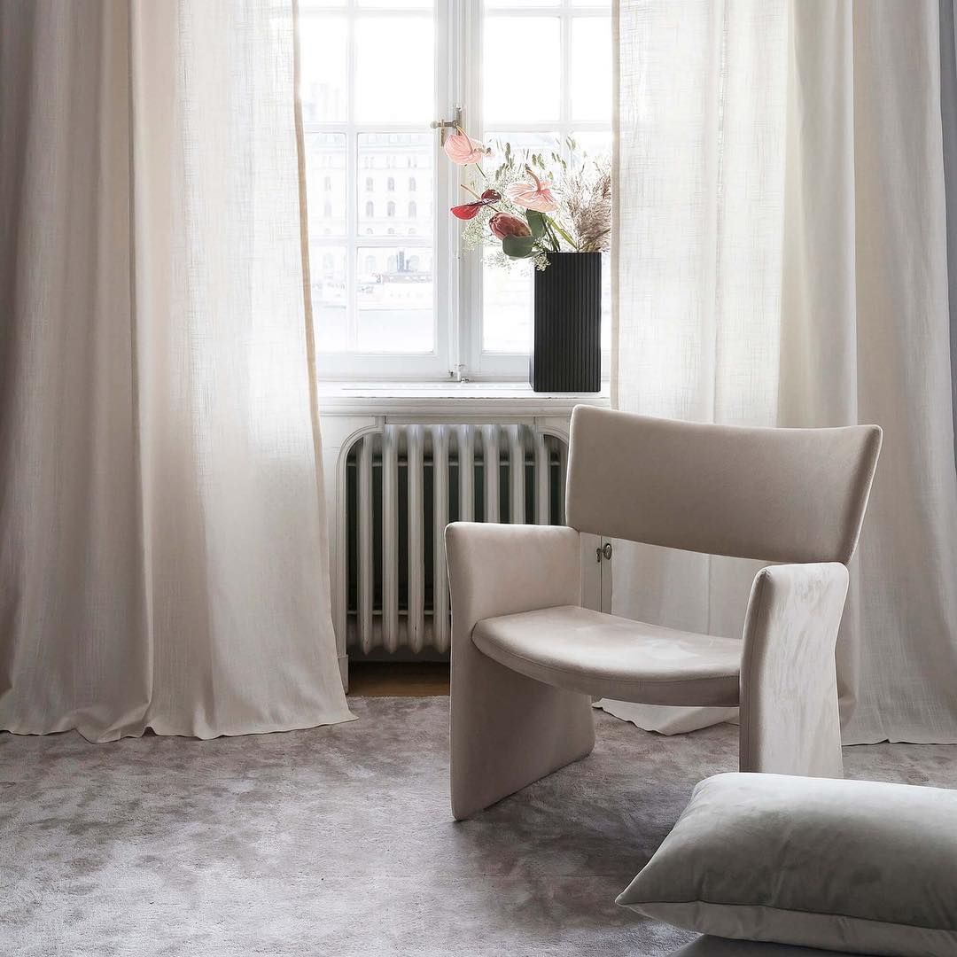 Crown Easy Chair